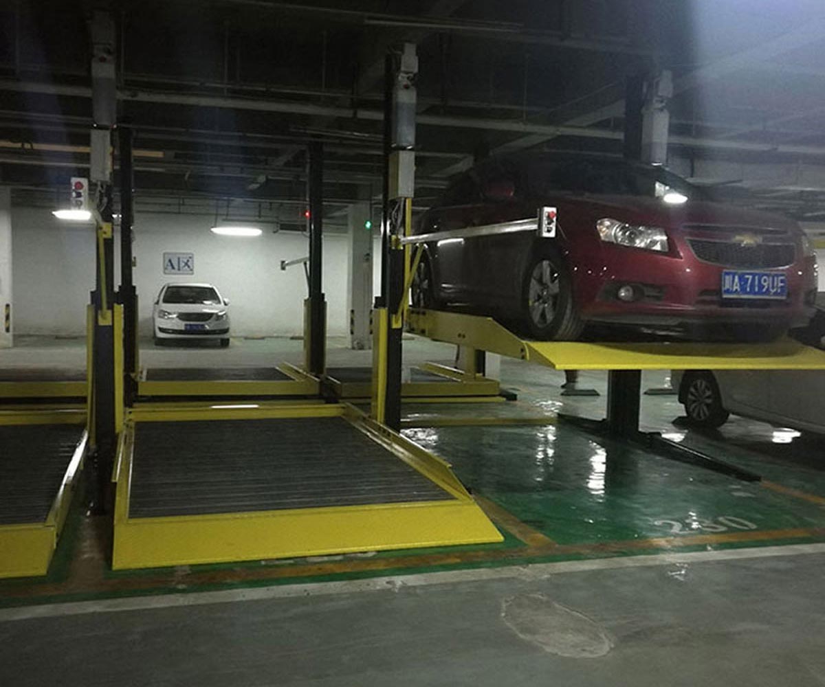 升降平移式立體停車設備出租.jpg